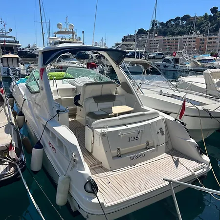 ספינת מלון Luxury Boat In *